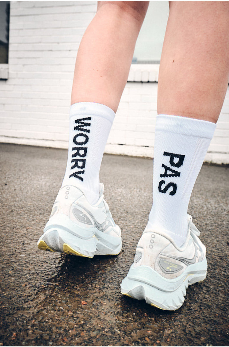 LA RUN GANG x PARTICIPATION WORRY PAS SOCKS - WHITE