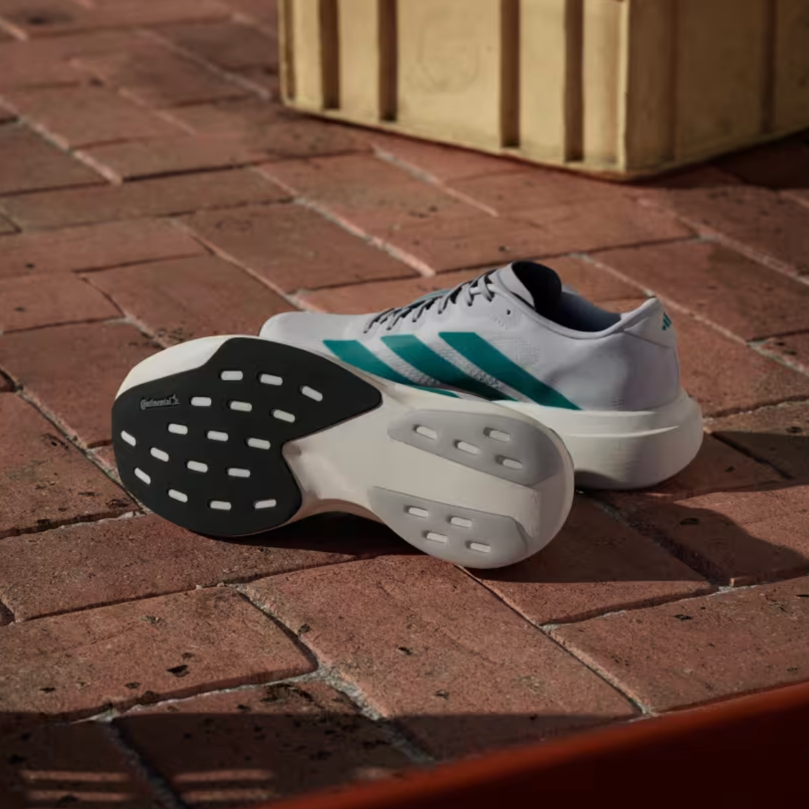 Adidas - Women's Adizero EVO SL